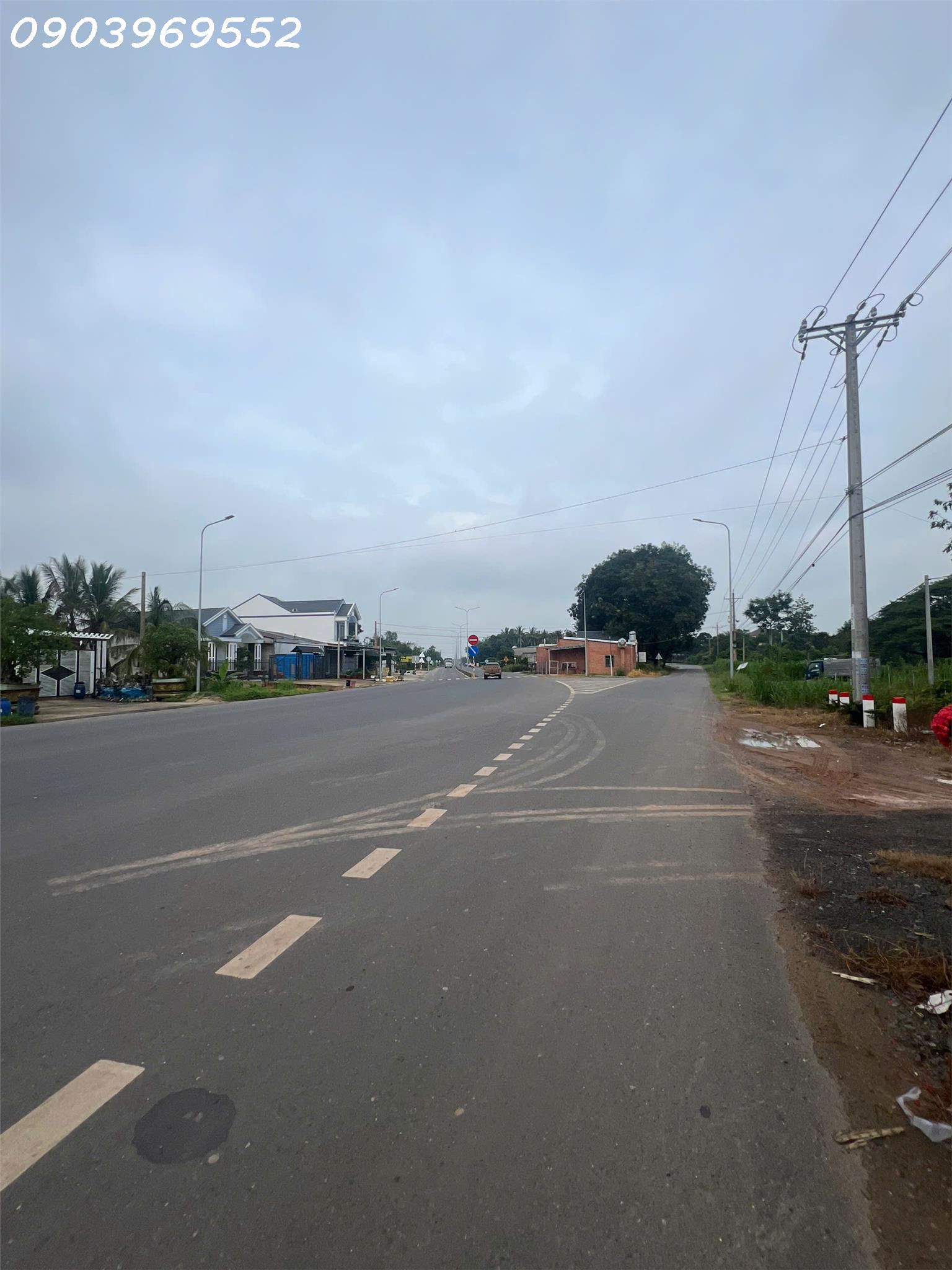Bán đất Lộc Ninh, Dương Minh Châu, Tây Ninh, 6,7 tỷ, 546,3m2, đất 2 mặt tiền, pháp lý đầy - Ảnh chính