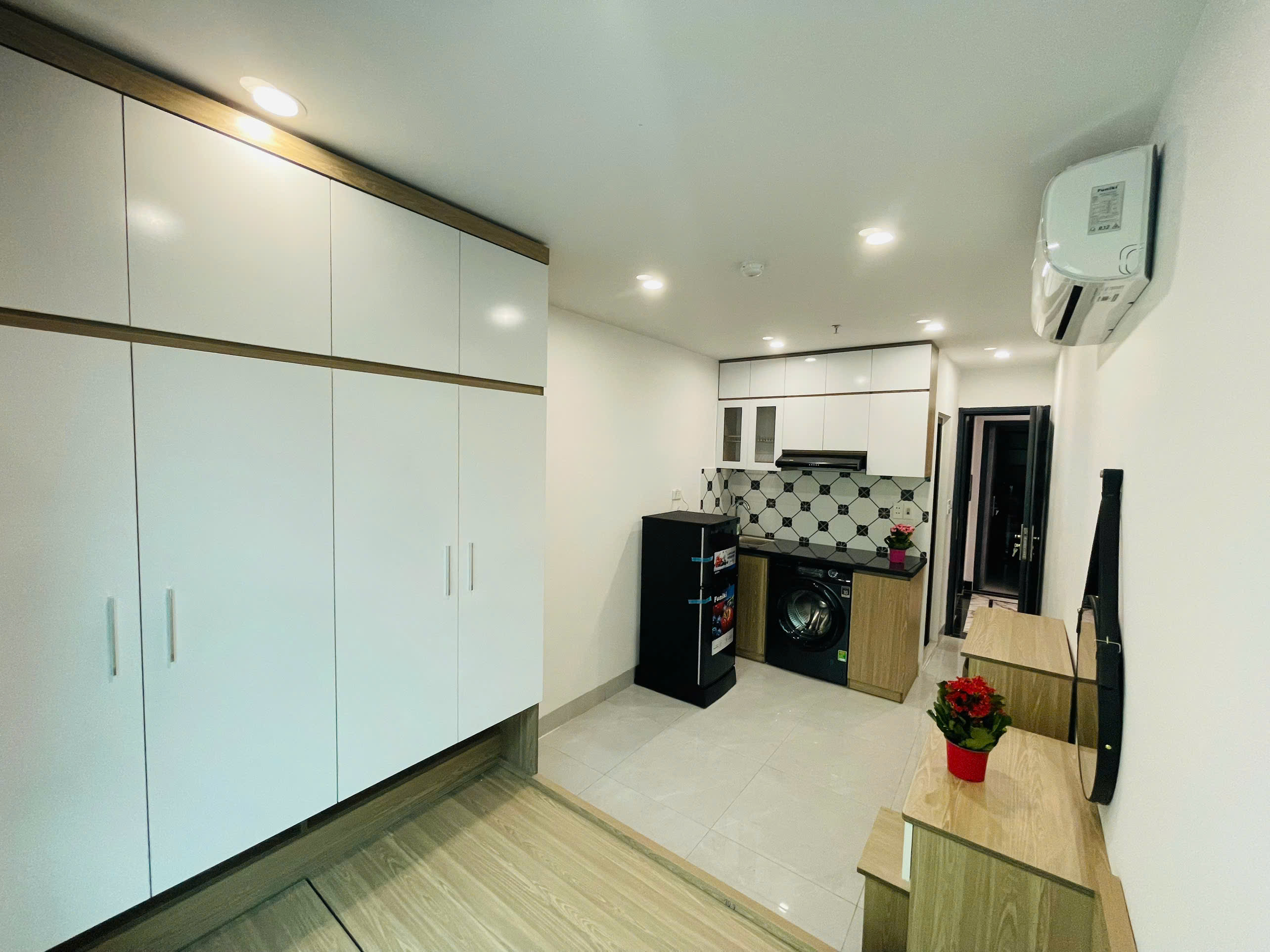 (Rất hiếm) Căn hộ studio 25m2 mới khai trương tại ngõ 59 Mễ Trì - Có máy giặt riêng - Ảnh 1