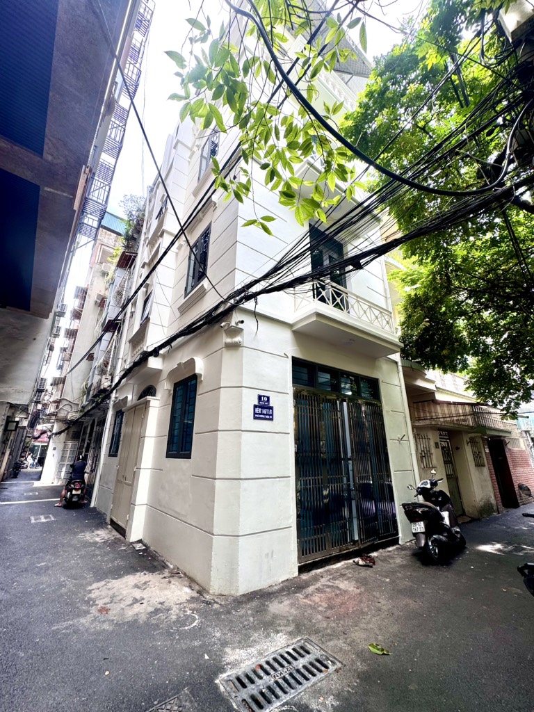 Vương Thừa Vũ, đế chế 2 mặt tiền, ô tô ngủ thông, không khí mát mẻ lưu thông tài lộc - Ảnh chính