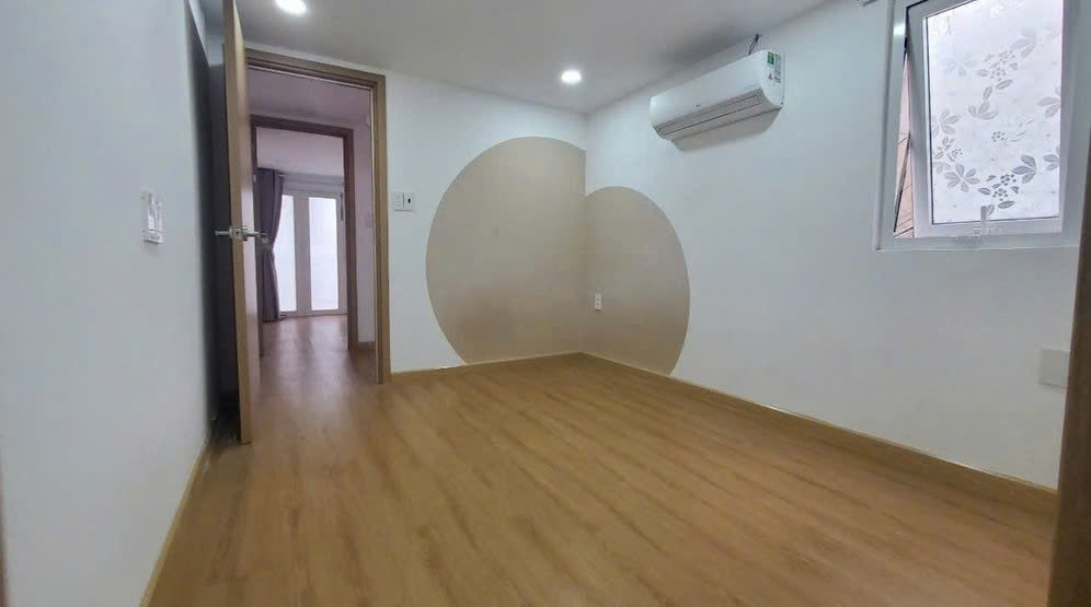 NGÃ TƯ PHÚ NHUẬN, Nhà 3 Tầng 3PN, gần 30m2 chỉ 4.x tỷ - Ảnh 1
