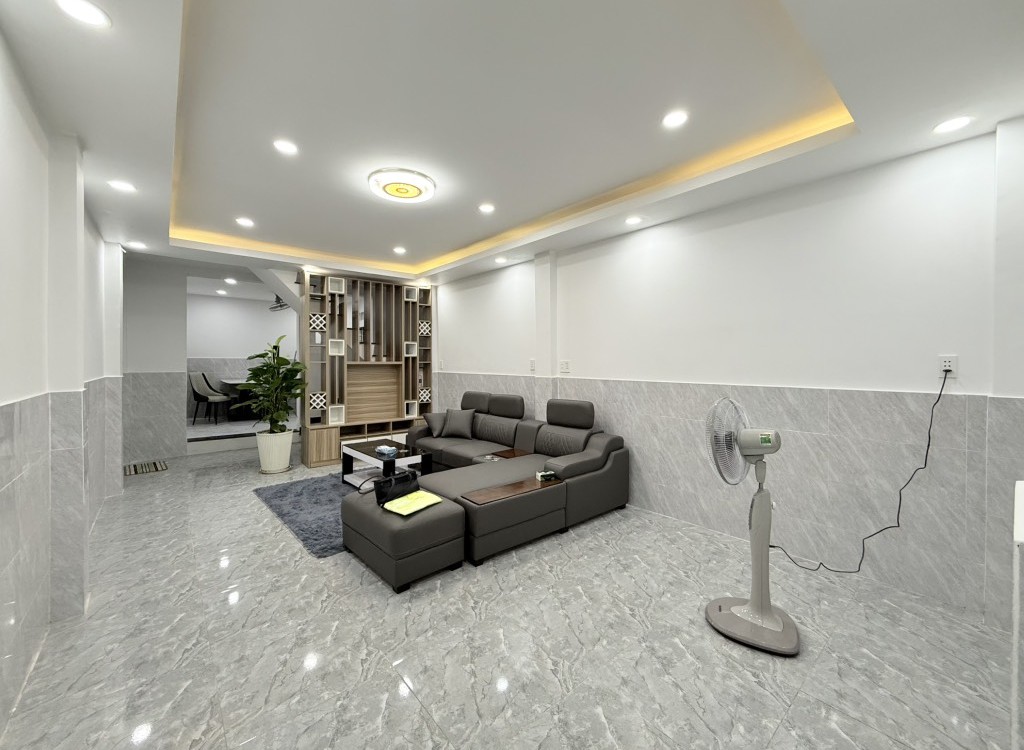 HẺM Ô TÔ, Nhà 2 Tầng 55m2 (4m x 14m), 3PN, P11 Bình Thạnh, chỉ 4.4 tỷ - Ảnh 1