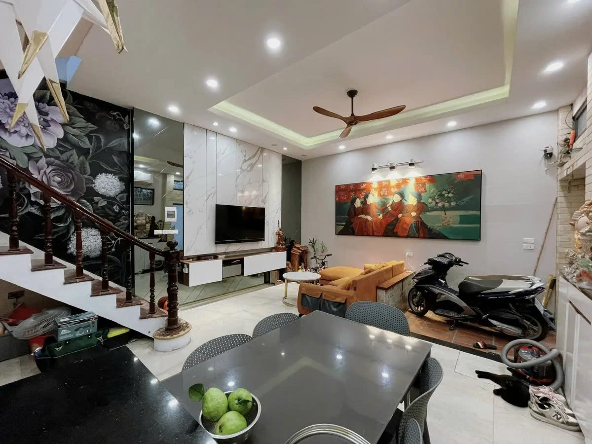 Bán nhà riêng 40m2, 4 tầng, 3 ngủ, tại Nguyễn Trãi, Thanh Xuân, Hà Nội - Ảnh chính