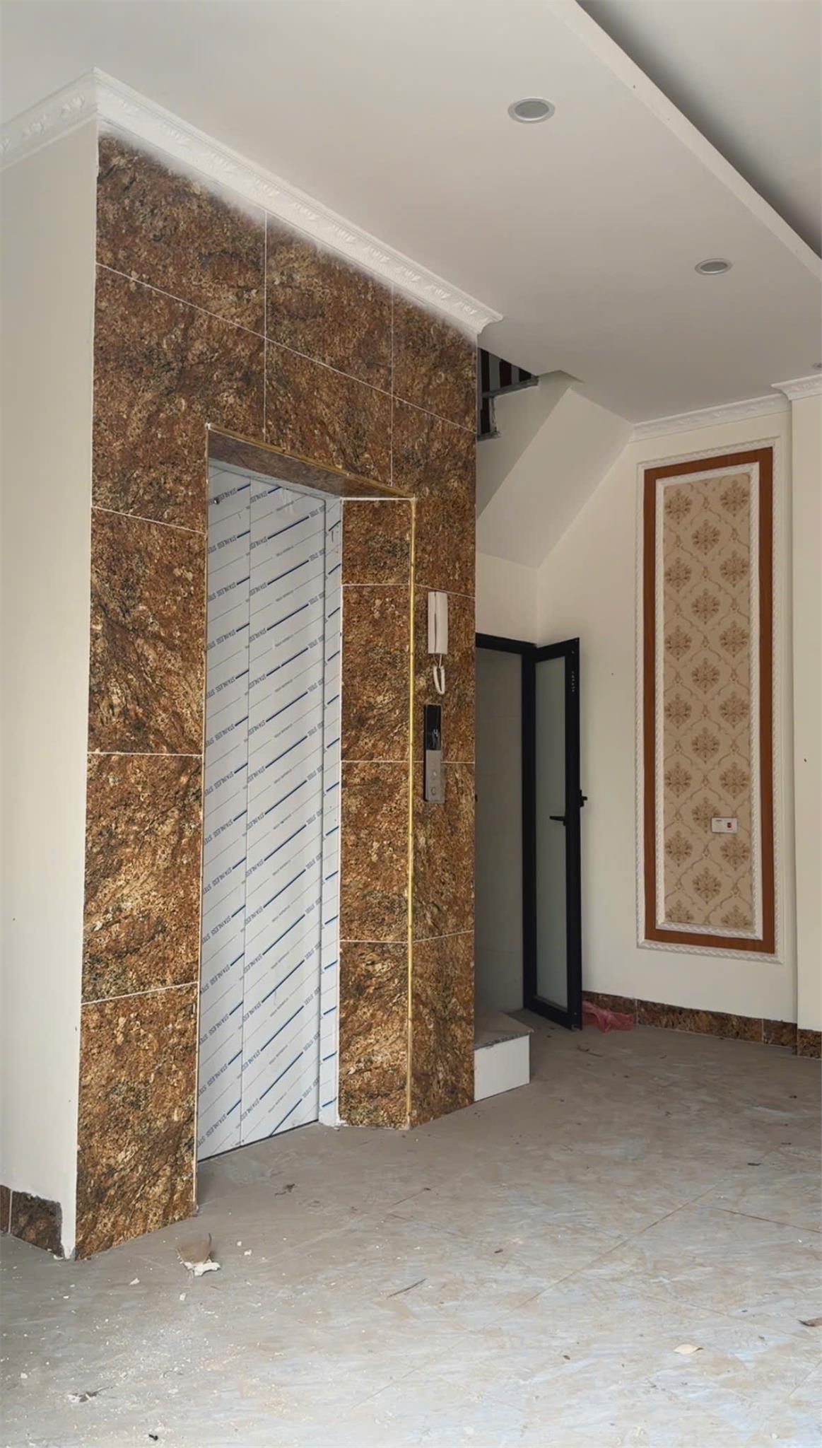 Bán nhà MP Tả Thanh Oai 40m², 6T thang máy, lô góc, ô tô vào nhà, KD đỉnh, 6,85 tỷ,0844444453 - Ảnh 2