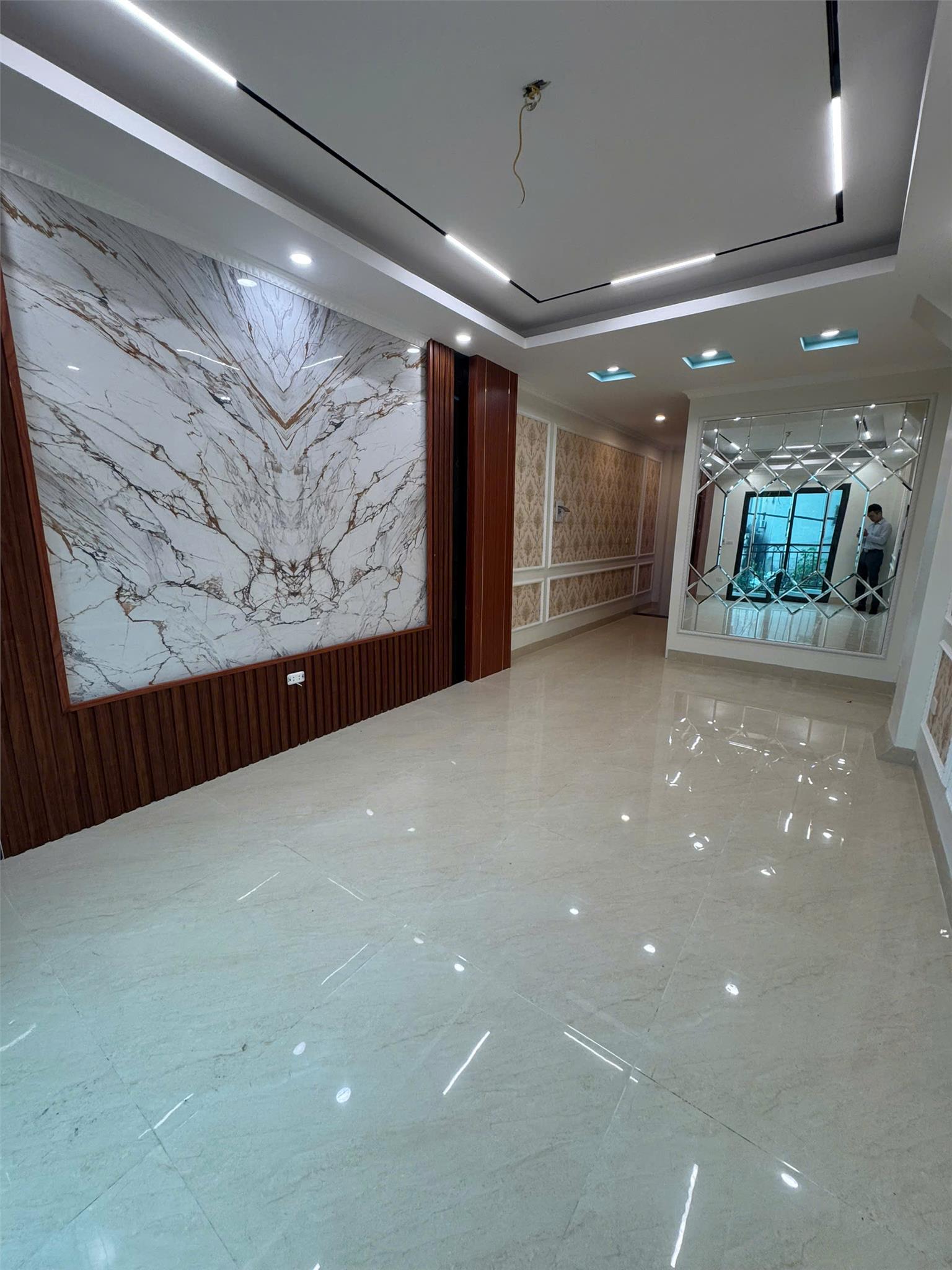 Bán nhà Phú Diễn Hữu Hòa 40m², 6 tầng, thang máy, ô tô tránh – giá chỉ 6,95 tỷ,0844444453 - Ảnh 3
