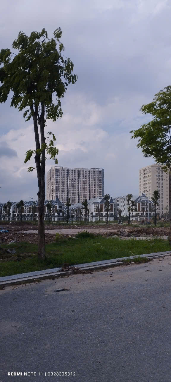 B-Á-N NHÀ MỚI, DÂN XÂY Ở LUÔN - Ô CHỜ THANG MÁY, HÀNG XÓM KDT KIM CHUNG, DI TRẠCH, 5 TỶ - Ảnh 1