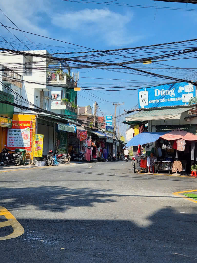 Nhà 1 Trệt 3 Lầu, thổ cư toàn bộ mặt tiền chợ Đồi TP Biên Hòa, Dân cư kín, Thu nhập hàng tháng 20 - Ảnh 4