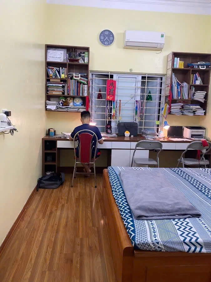 Bán Nhà Cẩm Văn 28m2. 5 tầng. mặt tiền 3.5m giá 6.8 tỷ Đống Đa Hà Nội - Ảnh 2