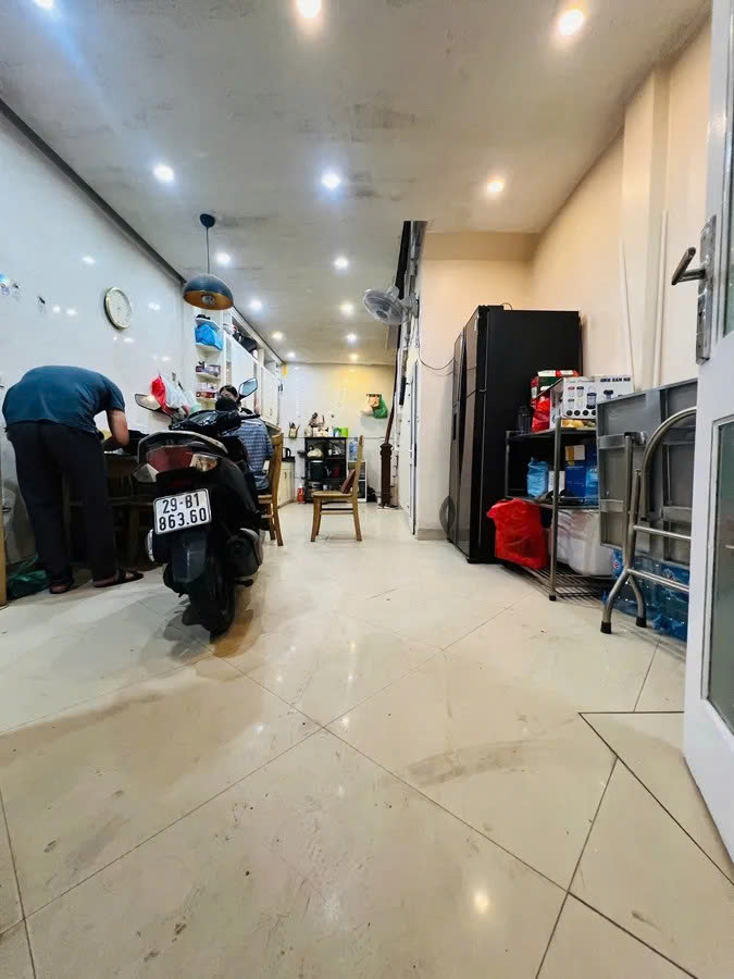 Bán Nhà Trung Liệt 38m2. 5 tầng. mặt tiền 4m giá 8.99 tỷ Đống Đa Hà Nội - Ảnh 3