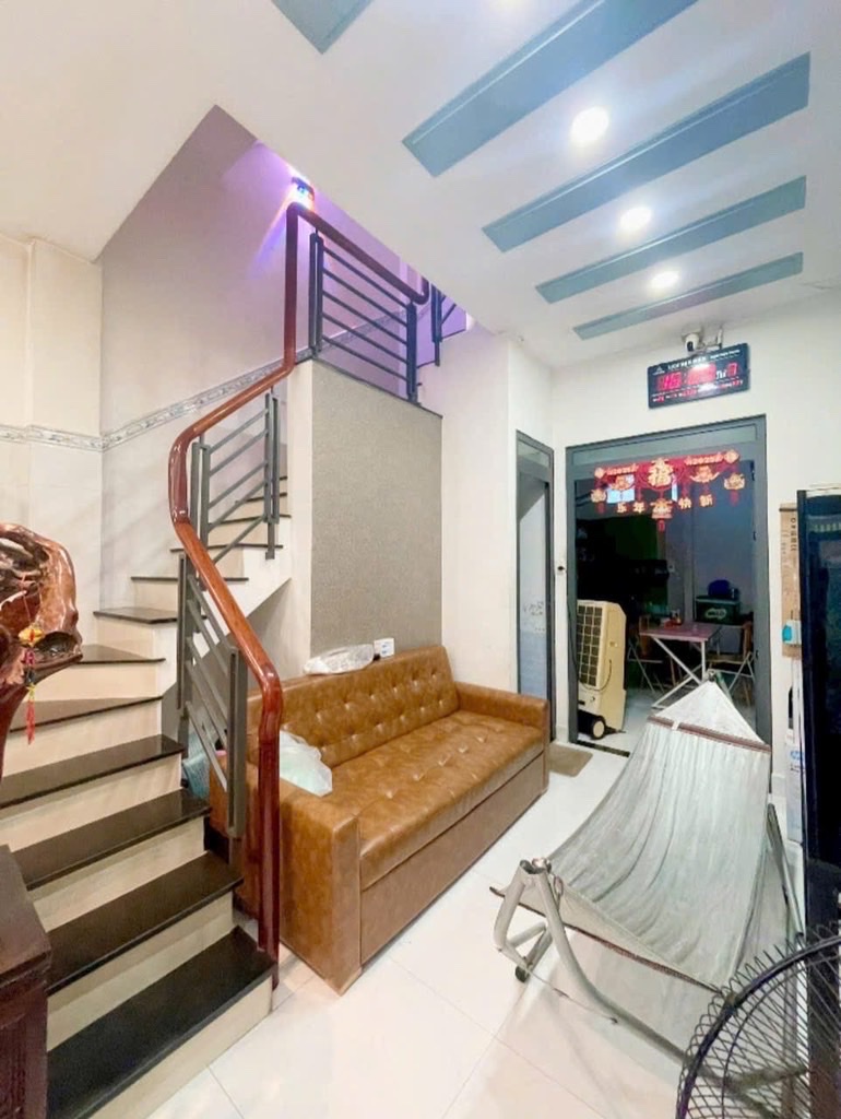 🏡 NHÀ BÁN MỚI GỒM 4 TẦNG ĐƯỜNG ĐOÀN VĂN BƠ - KHU AN NINH- THÔNG RA TÔN ĐẢN -QUA QUẬN 1 CHỈ 5 - Ảnh 4