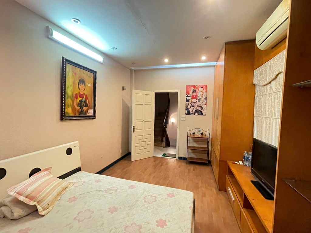 Bán nhà khu vực Nguyễn Chí Thanh - Giá chỉ 8.75 tỷ - Khu vực Hiếm nhà bán - Ảnh 3