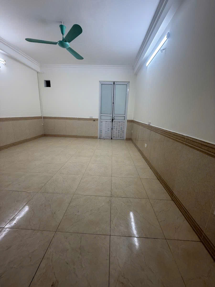 BÁN NHÀ 4T – 60M² – MT 6M – GIÁ CHỈ 6,9 TỶ – ô tô đỗ cửa THẠCH CẦU- LONG BIÊN - Ảnh 3