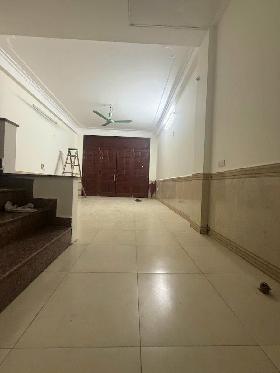 BÁN NHÀ 4T – 60M² – MT 6M – GIÁ CHỈ 6,9 TỶ – ô tô đỗ cửa THẠCH CẦU- LONG BIÊN - Ảnh 2