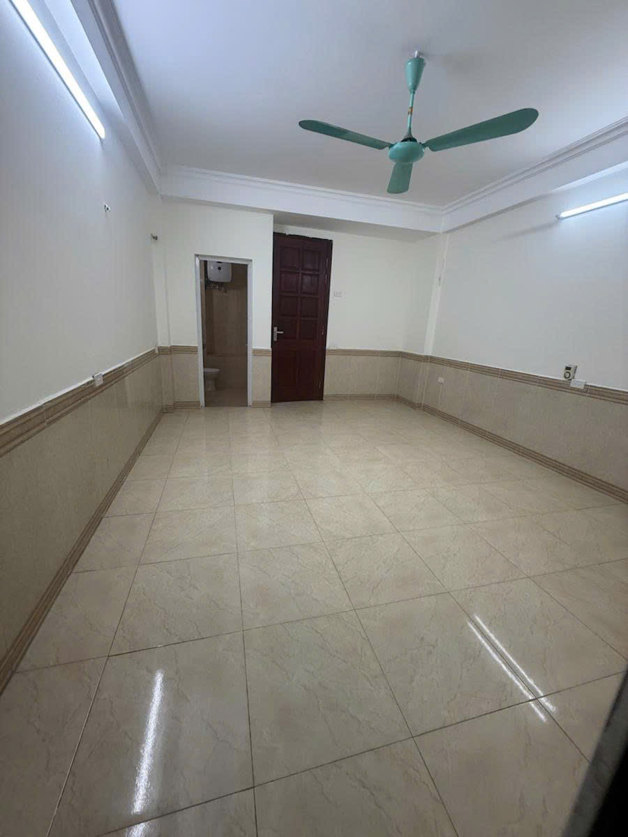 BÁN NHÀ 4T – 60M² – MT 6M – GIÁ CHỈ 6,9 TỶ – ô tô đỗ cửa THẠCH CẦU- LONG BIÊN - Ảnh chính
