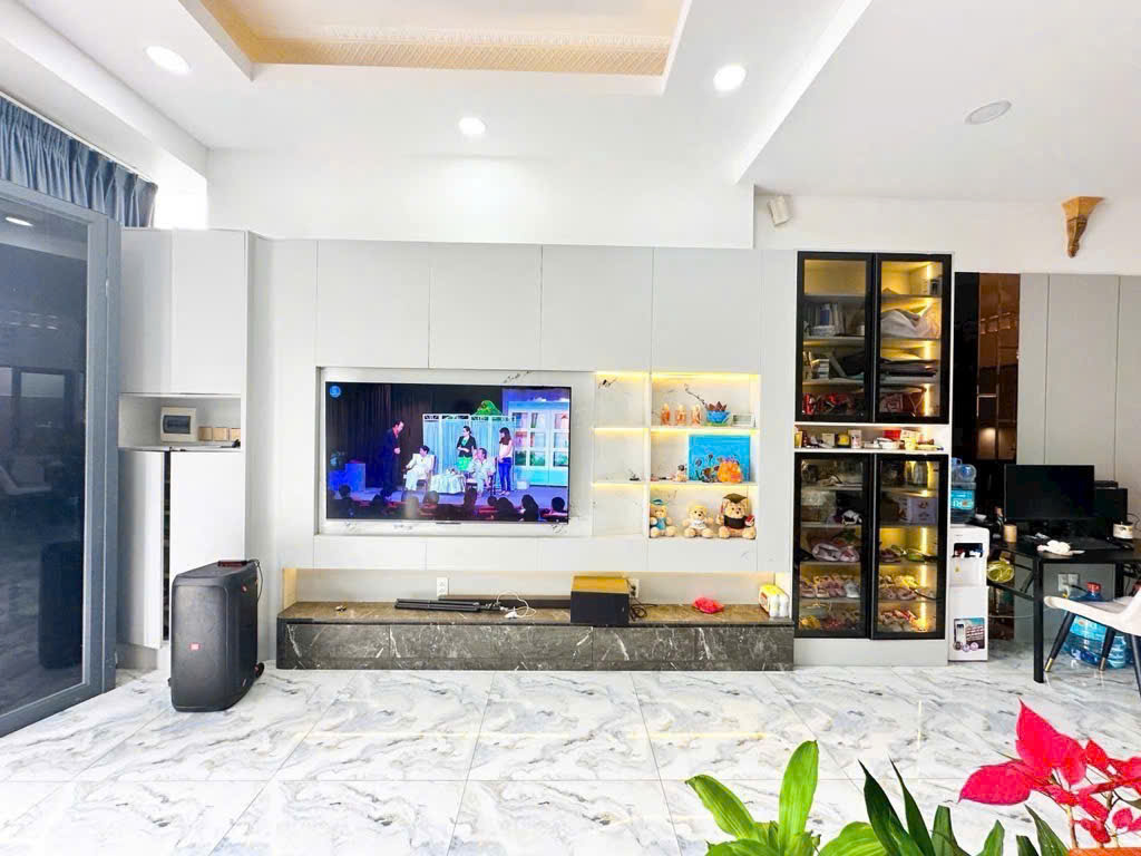 NHÀ ĐẸP 4 TẦNG - TT NHÀ BÈ - ĐƯỜNG XE TẢI TRÁNH - 50M2 - CHỈ NHỈNH 6 TỶ - Ảnh 4