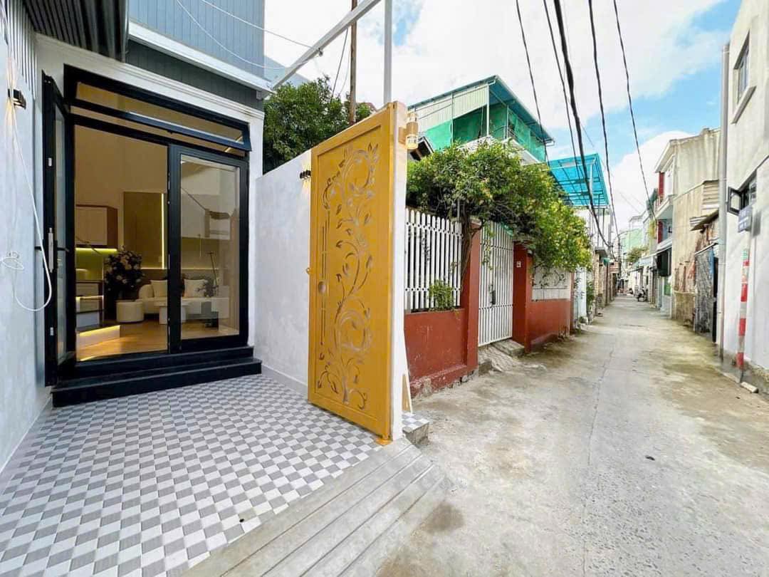 ♣ Nhà Kiệt 3.5m thẳng ra Phan Thanh, 50m2, mê lửng, đẹp ở ngay, 3.05 tỷ - Ảnh chính