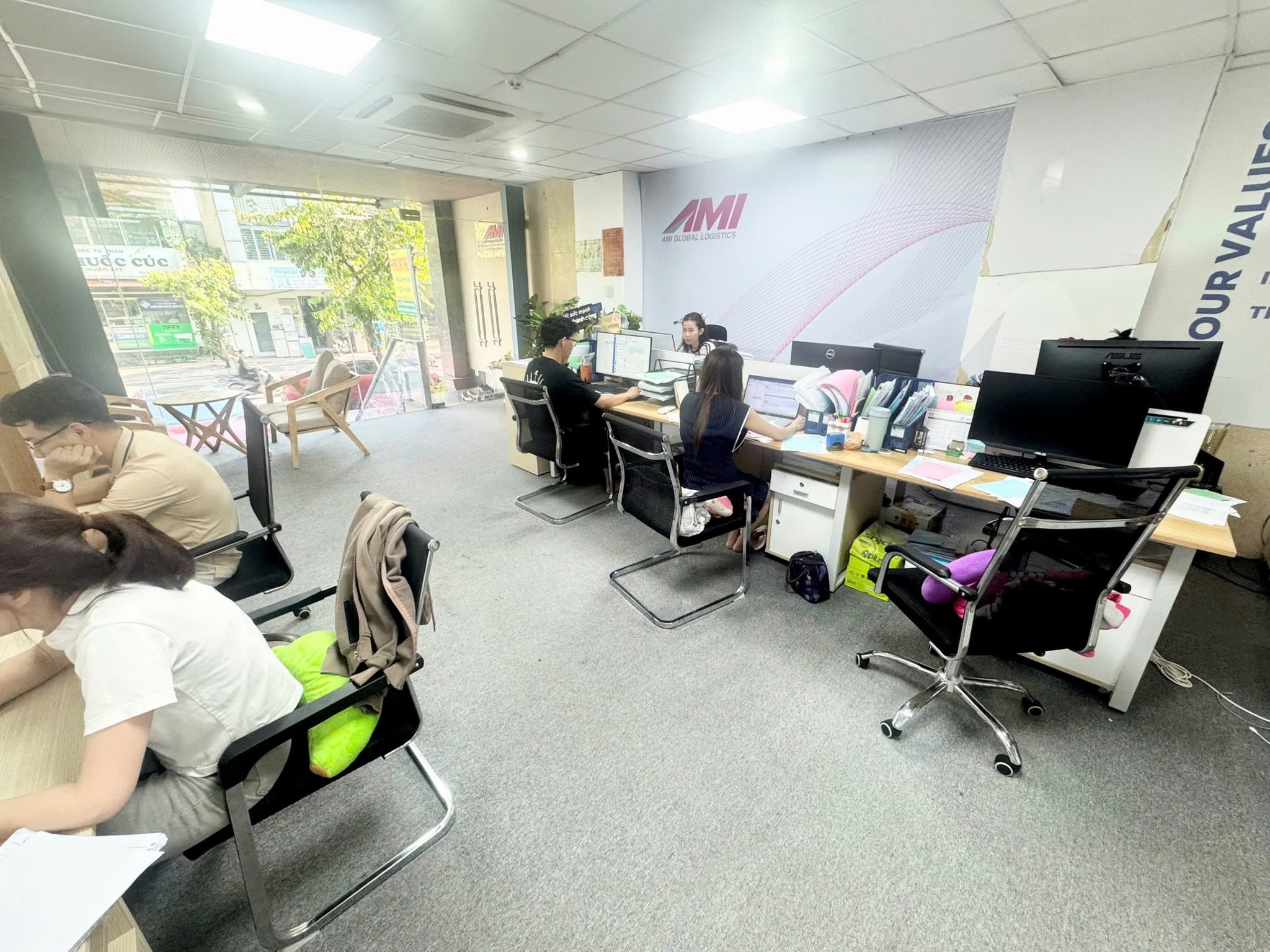 SIÊU PHẨM MẶT PHỐ THÁI THỊNH, ĐỐNG ĐA - 93M² x 9T THANG MÁY - MT 5.5M - VỈA HÈ - GIÁ 40 TỶ - Ảnh 2