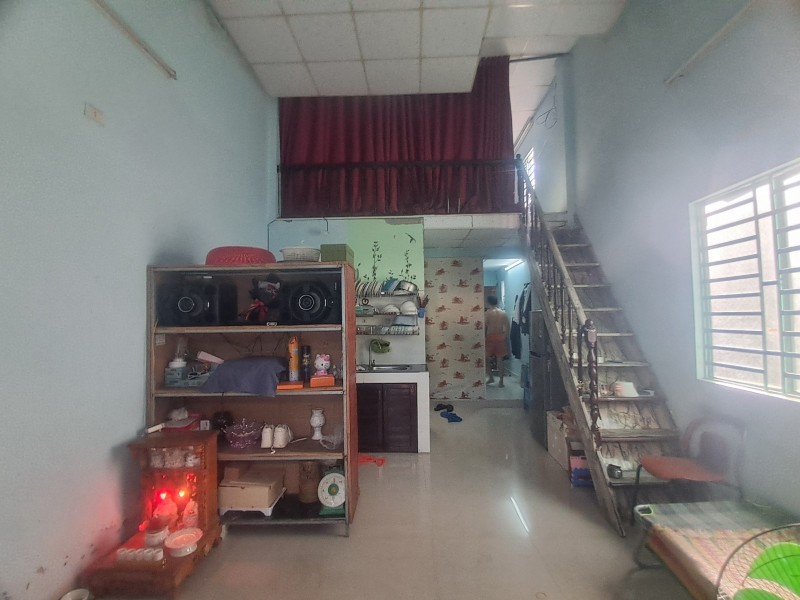 # Nhà Kiệt 3m sát Ô tô đậu Huỳnh Ngọc Huệ, 72m2, gác lửng + 2 P trọ riêng, 2.xx tỷ - Ảnh chính