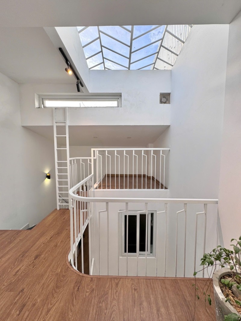 ♪ Nhà Kiệt Cù Chính Lan, sát Ô tô đậu, 58m2, 3 mê mới, hiện đại thoáng sáng, 3.x tỷ - Ảnh 2