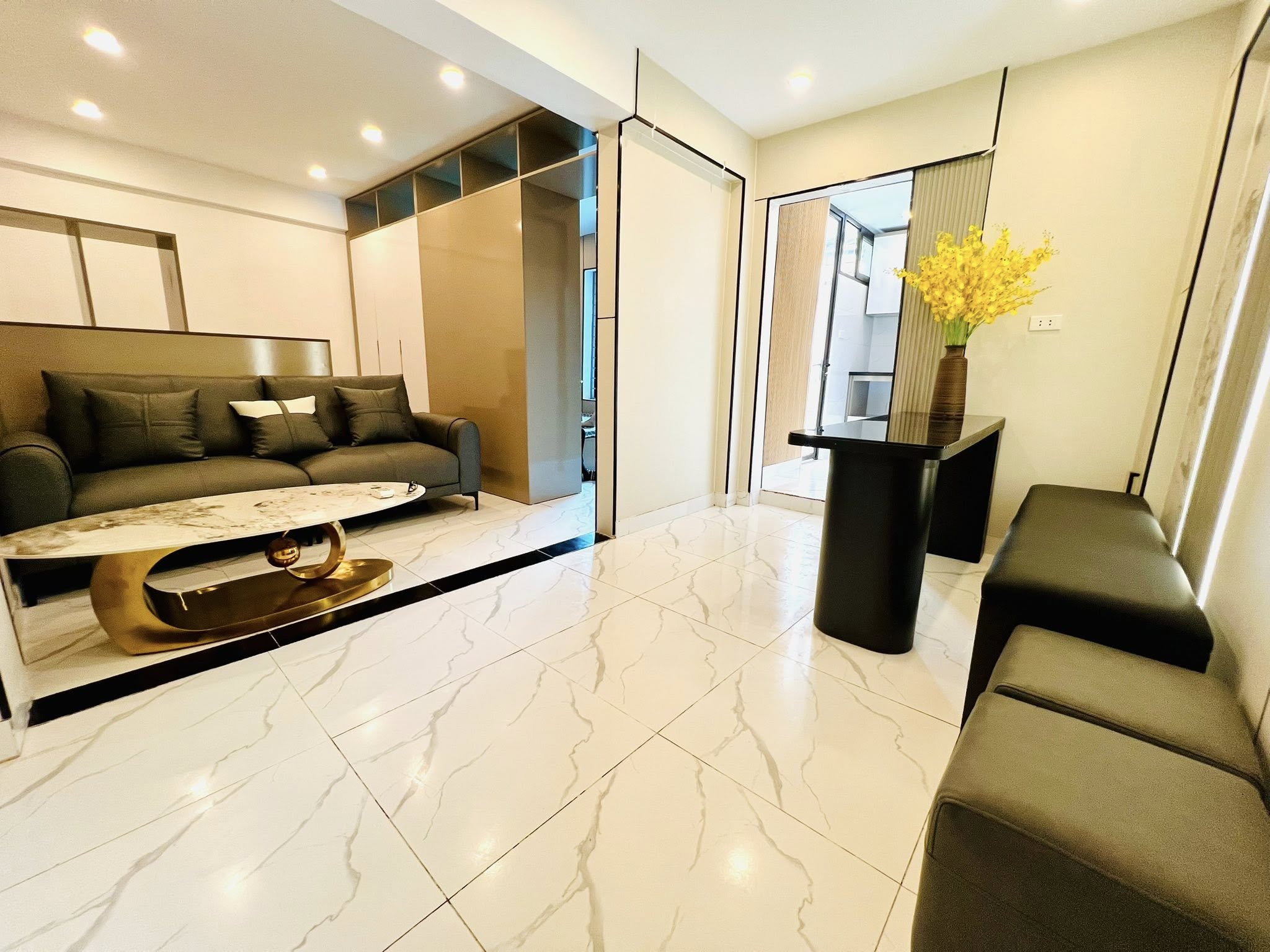 BÁN CĂN TẬP THỂ NAM ĐỒNG - HỒ ĐẮC DI - 60M2, FULL NỘI THẤT ĐẸP, Ô TÔ ĐỖ CHÂN CẦU THANG - Ảnh chính