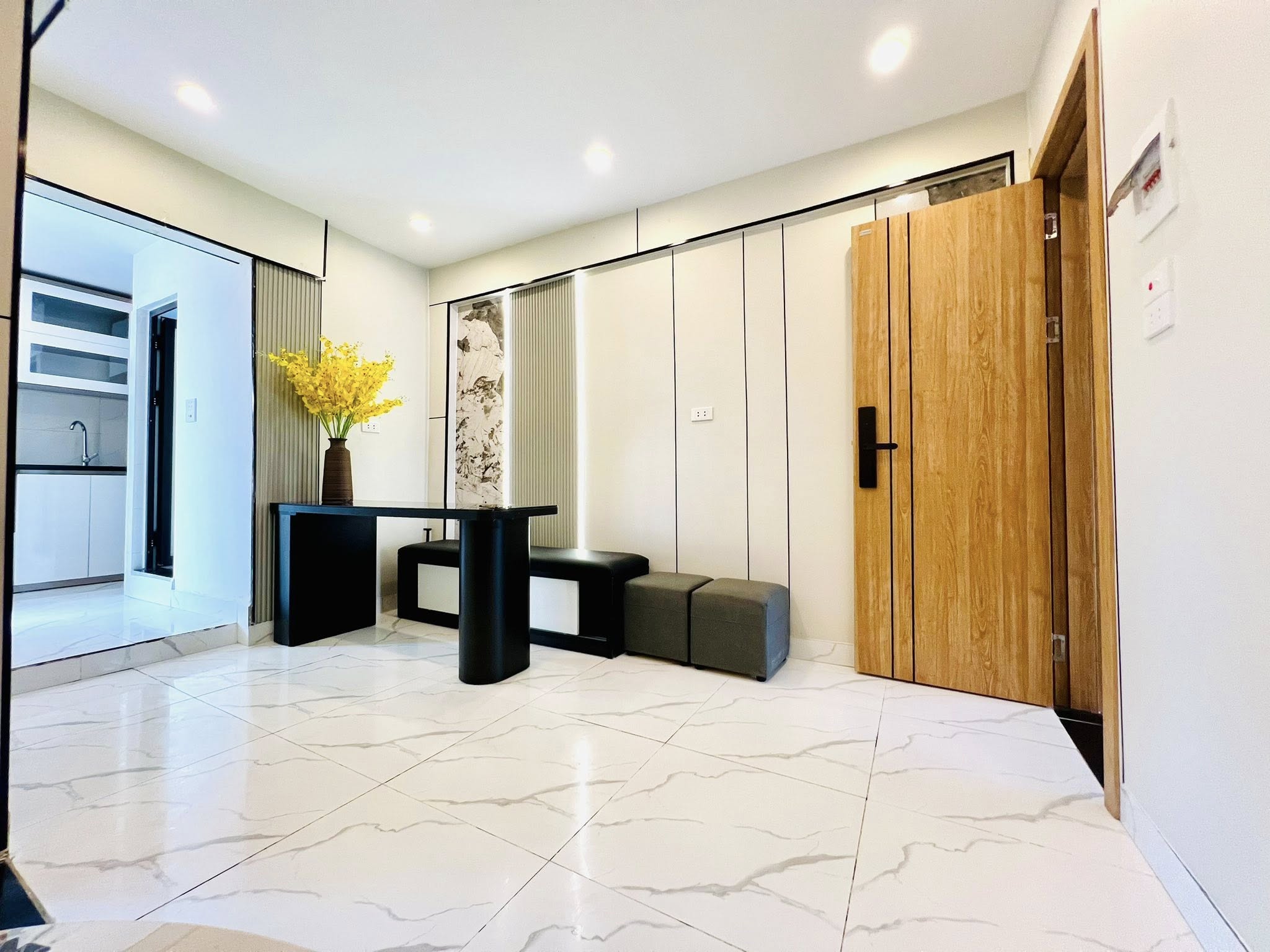 BÁN CĂN TẬP THỂ NAM ĐỒNG - HỒ ĐẮC DI - 60M2, FULL NỘI THẤT ĐẸP, Ô TÔ ĐỖ CHÂN CẦU THANG - Ảnh 1