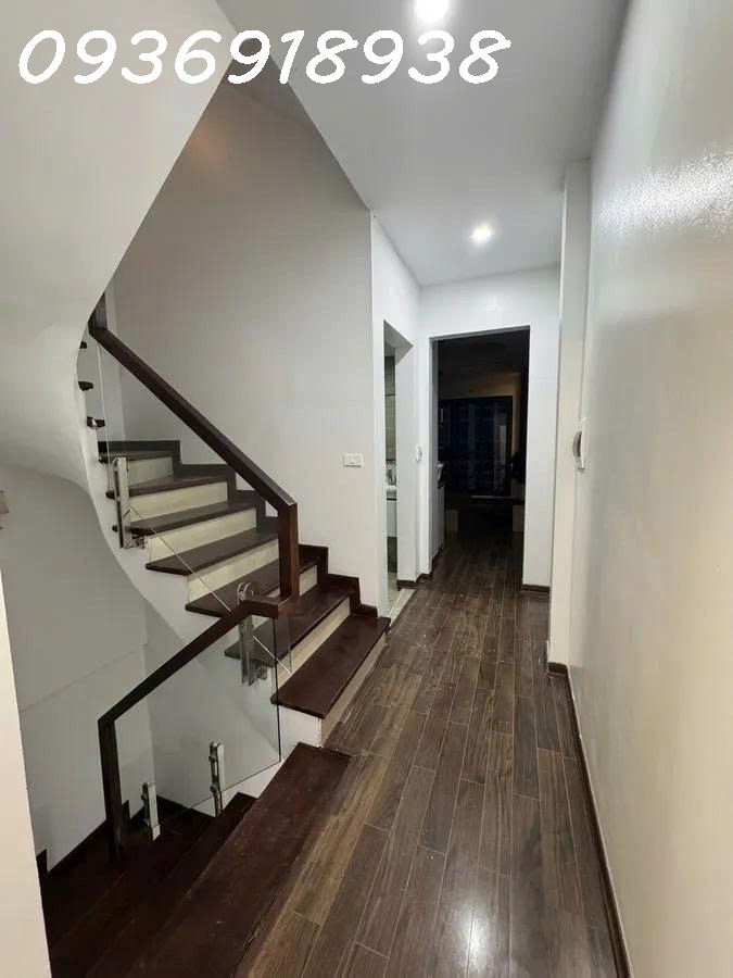 Chính chủ bán gấp nhà mới ngõ THẦN TÀI, Quận Cầu Giấy-50m x 6T-gara ô tô-16.8 tỷ - Ảnh 4
