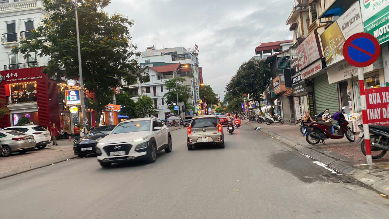 KHU VIP NGUYỄN SƠN BÁN ĐẤT TẶNG NHÀ 92M, 2T, MT7.8M, Ô TÔ TRÁNH, GIÁ NHỈNH 25 TỶ. - Ảnh 3