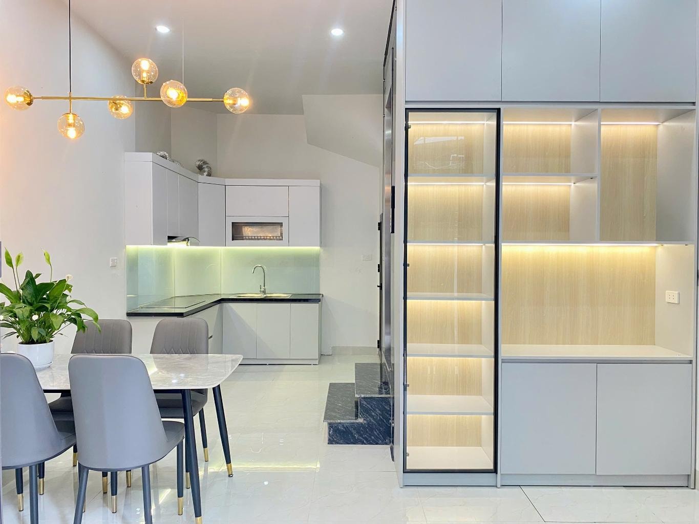 Bán nhà HXH Hoàng Hoa Thám - PN - 80m2 ( 4,7 x17 ) 4 tầng - 4 PN - 9.3 tỷ - Ảnh 2