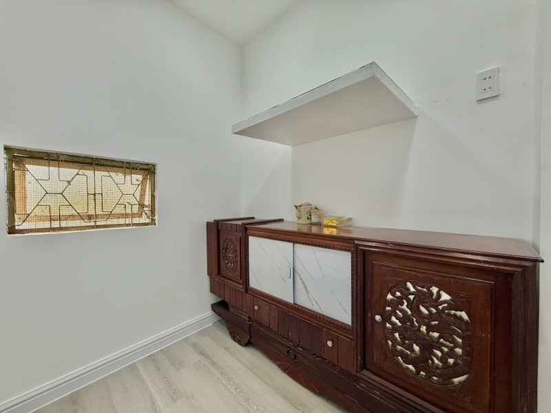 ♪ Sát Mặt Tiền Đỗ Quang, bãi đậu Ô tô gần, 35m2, 3 tầng đúc, sân rộng, 3.25 tỷ - Ảnh 3