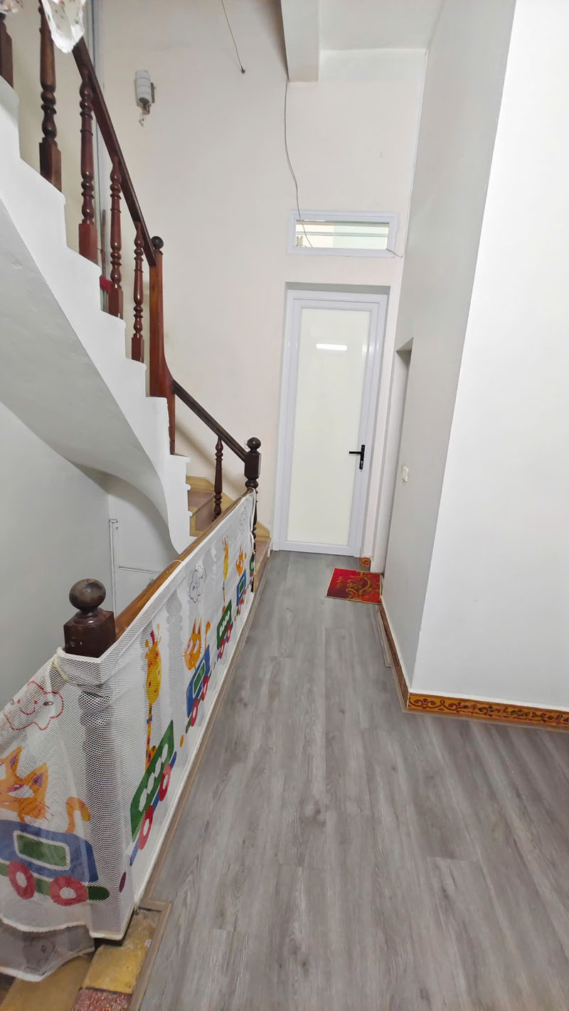 Cần bán 53,4m2 nhà 3 tầng cách 50m ra phố Nguyễn Văn Cừ. Nằm giữa trường Ngọc Lâm và Gia Thụy - Ảnh 4