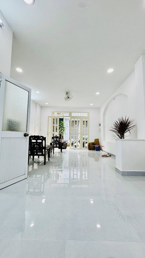 GÒ DẦU - KHÔNG CĂN 2 - HXH THÔNG - NHÀ 2 LẦU ĐẸP - NGANG 4.5M - GIÁ MỀM NHỈNH 5 - Ảnh chính