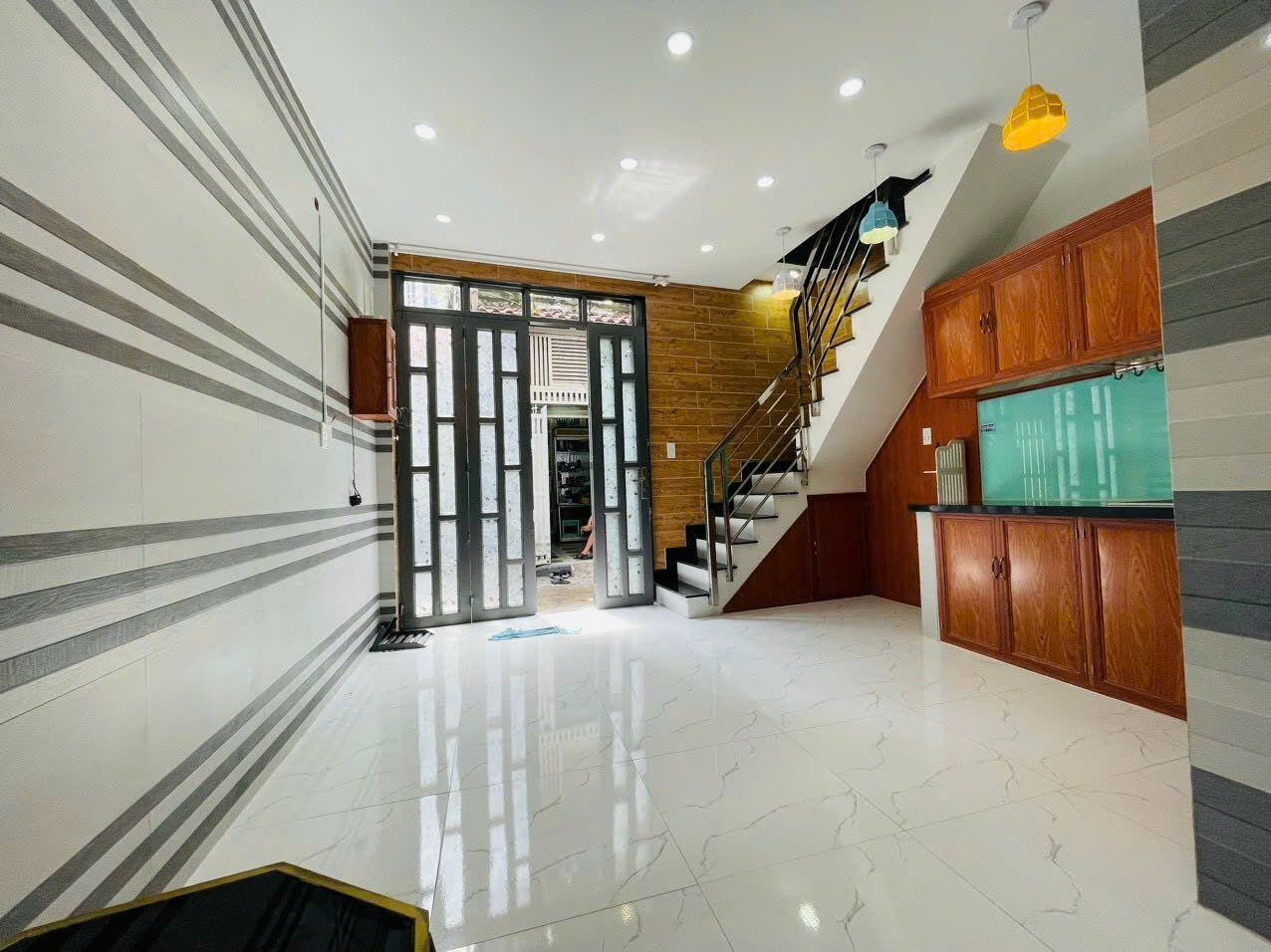 Cực hiếm Chỉ 2.8 Tỷ- Nhà Đẹp Về Ở Ngay - chợ Thạch Đà  - 2 Tầng - 2 PN - Ngang 4m - Ảnh 1