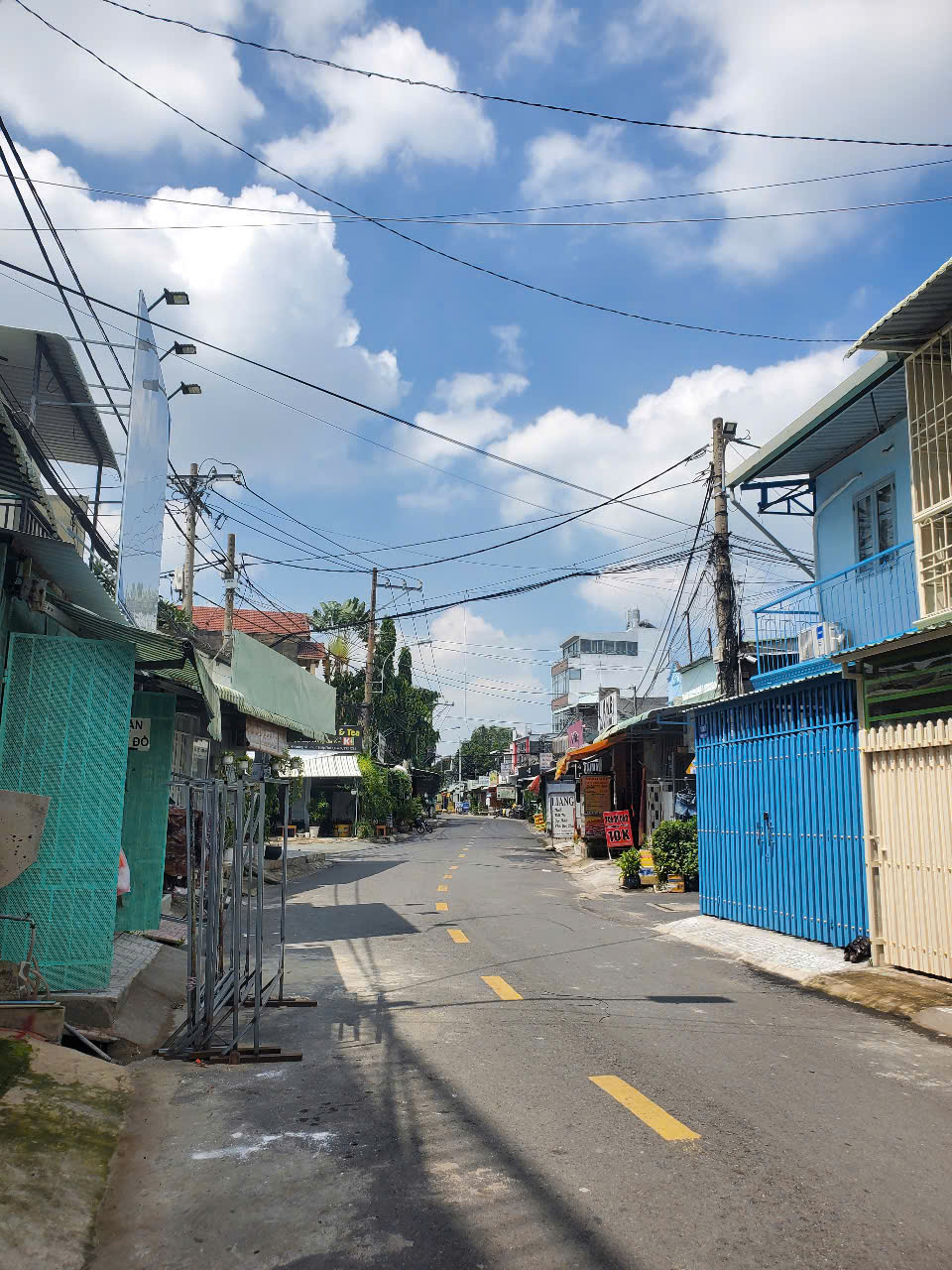 CẦN BÁN MẶT TIỀN KINH DOANH ĐƯỜNG 385, LÊ VĂN VIỆT, GIÁ 3,x TỶ - Ảnh 1