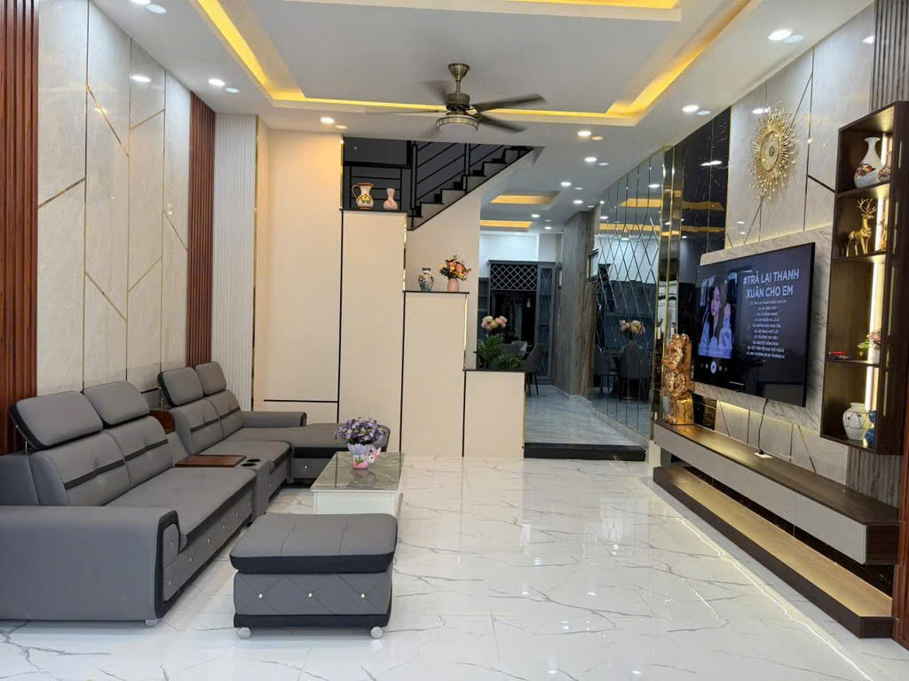 HẺM 28 PHÚ THUẬN - QUẬN 7 - CĂN GÓC CHỈ 1 SẸC - GIÁ CỰC TỐT CHỈ 8.25 TỶ - SỔ HỒNG RIÊNG, PHÁP LÝ - Ảnh 1