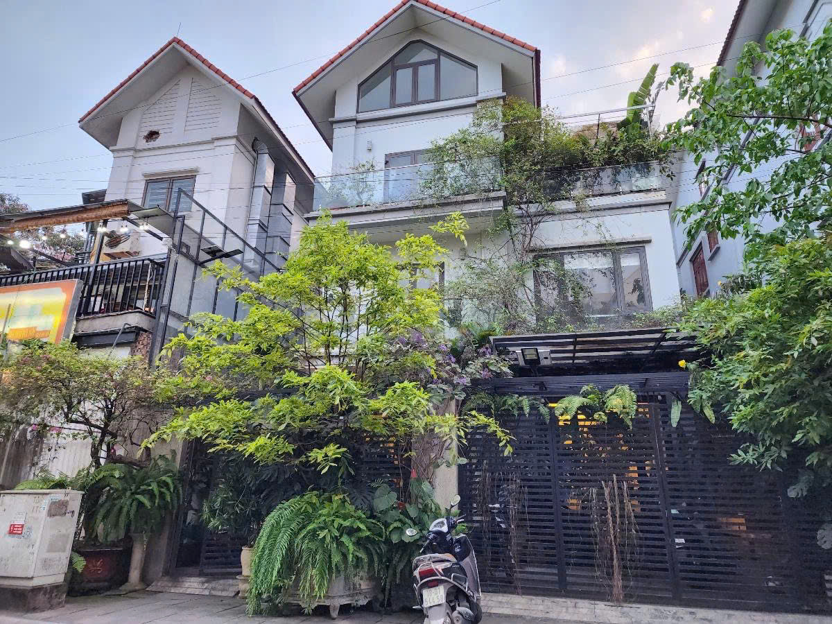 🏡 Bán biệt thự lô góc KĐT Thành phố Giao Lưu – 213m² – Giá 70 tỷ - Ảnh chính