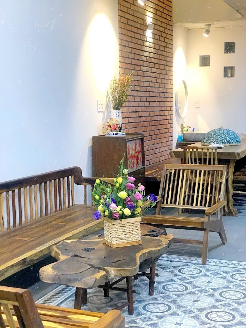 SIÊU PHẨM 2 TẦNG THIẾT KẾ HIỆN ĐẠI – KIỆT Ô TÔ – VÀI BƯỚC RA BIỂN MỸ KHÊ - Ảnh 1