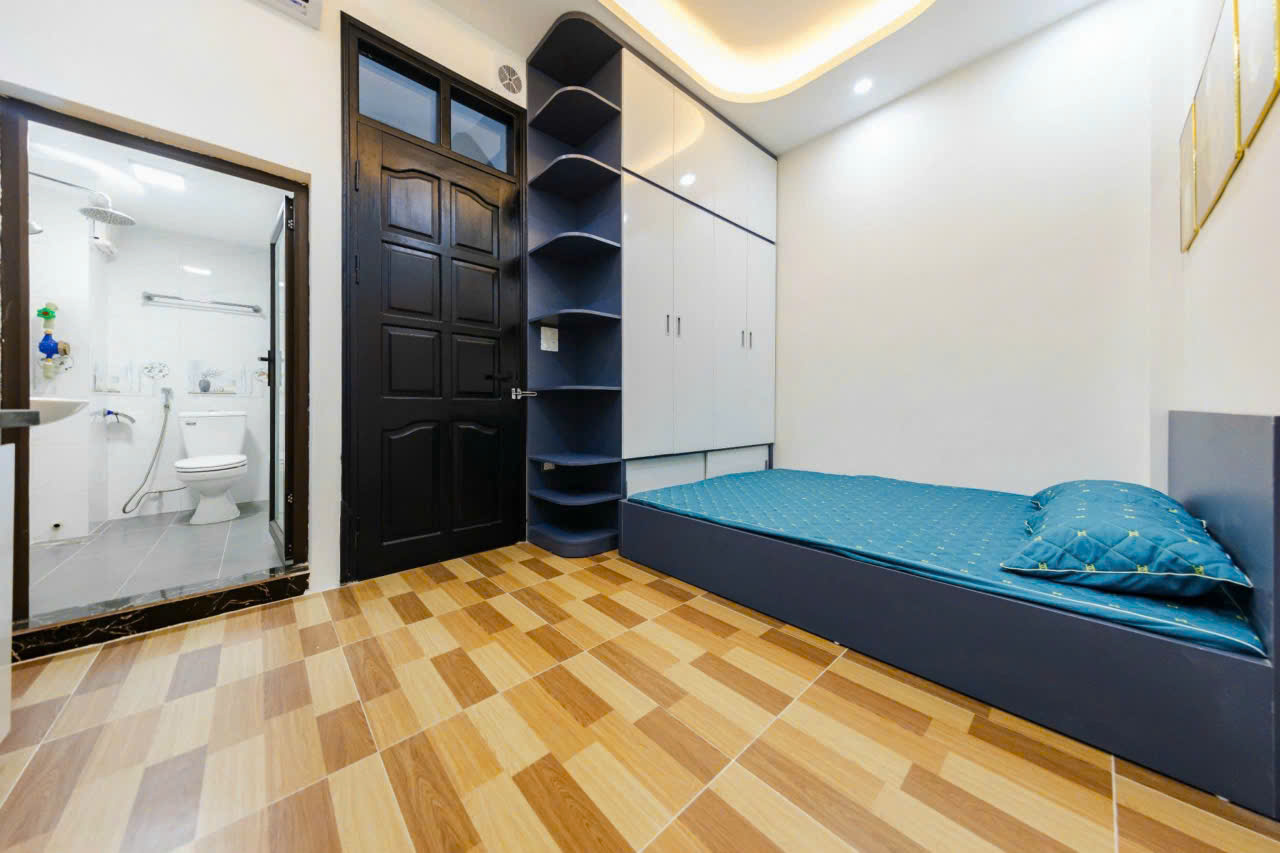 CỰC SỐC CHÍNH CHỦ CẦN BÁN NHÀ PHỐ XUÂN THỦY QUẬN CẦU GIẤY 50m2 x 5T NHỈNH 11 TỶ Ô TÔ KD - Ảnh 1