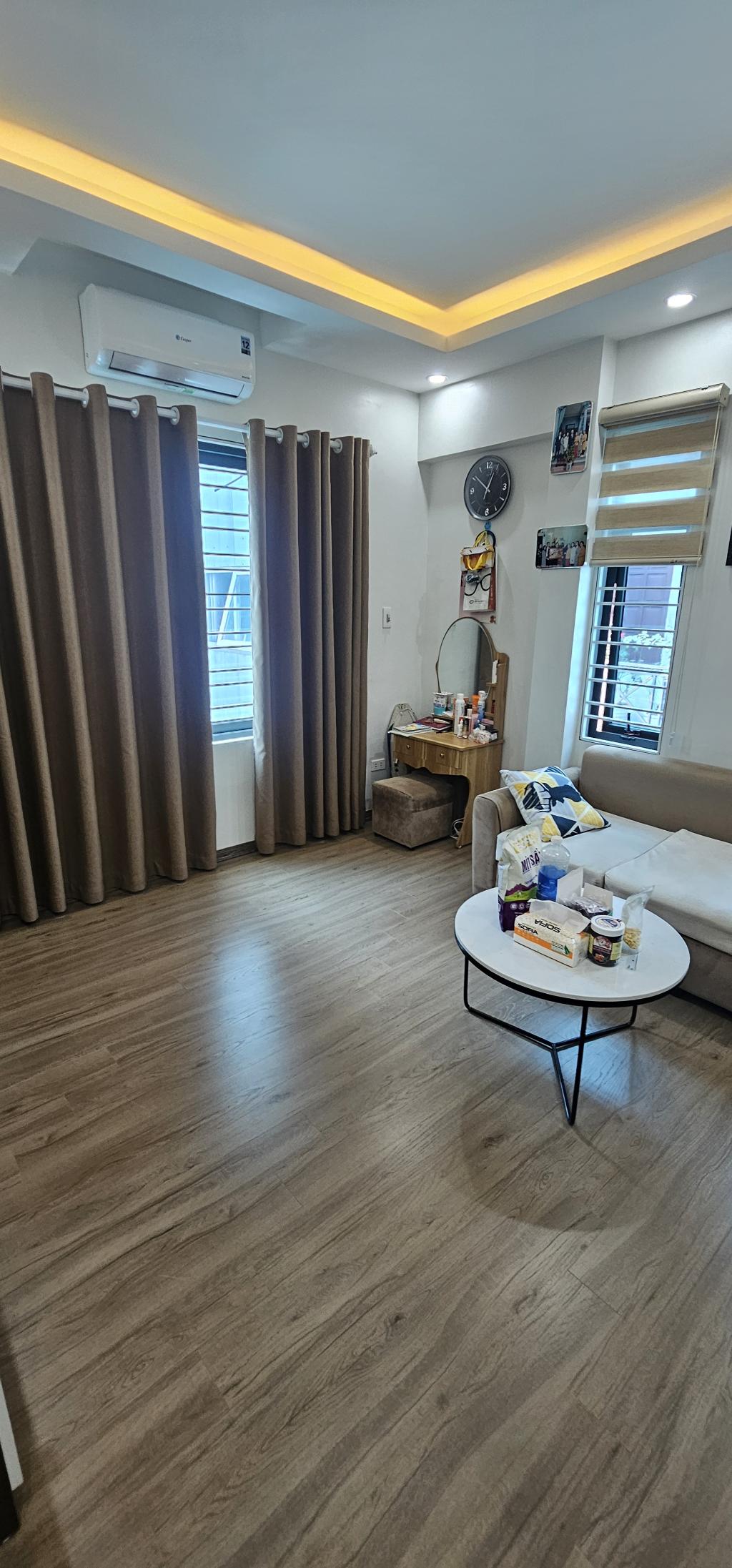 NHÀ ĐẸP DÂN XÂY PHỐ HỮU HƯNG - LÔ GÓC SIÊU THOÁNG- GẦN Ô TÔ- CHỦ NHIỆT TÌNH BÁN. - Ảnh 1