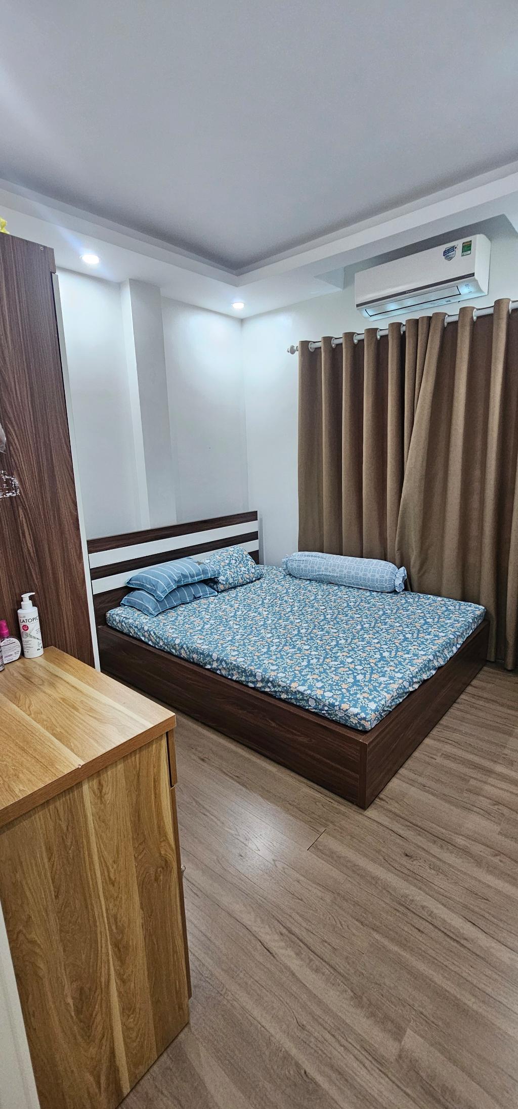 NHÀ ĐẸP DÂN XÂY PHỐ HỮU HƯNG - LÔ GÓC SIÊU THOÁNG- GẦN Ô TÔ- CHỦ NHIỆT TÌNH BÁN. - Ảnh 2