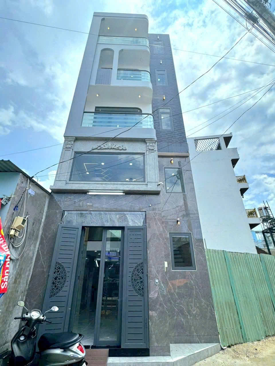 🔥🔥 SIÊU PHẨM KHU TÊN LỬA - NHÀ MỚI XÂY 5 TẦNG HIỆN ĐẠI - HOÀN CÔNG ĐỦ - 5×12 - 60M² - HẺM XE HƠI - Ảnh 2