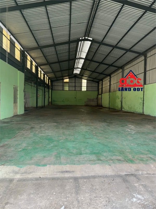 XT355 nhà xưởng sản xuất, kho chứa hàng. dân cư đông đúc dễ dàng tuyển lao động PT - Ảnh 1
