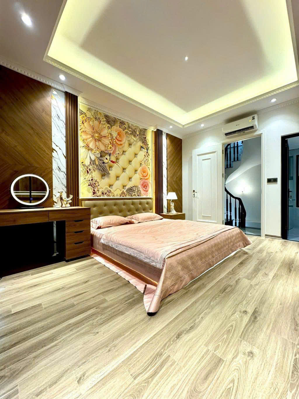🌺🌺 Nhà đẹp cầu giấy 5 tầng, full đồ, đầy đủ công năng chỉ việc vác vali vào ở - Ảnh 3