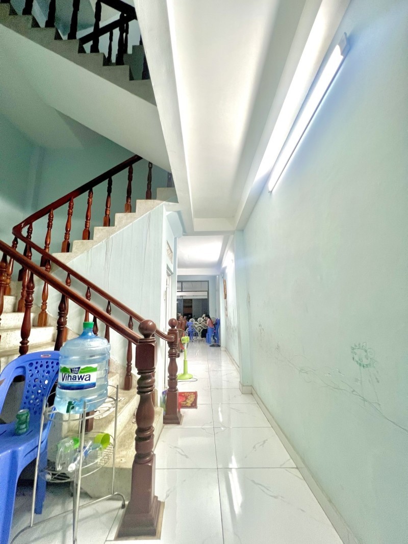Bán nhà mặt phố 110m² – MTKD Lê Lư, Q. Tân Phú – 4PN – 10,0 tỷ - Ảnh 2