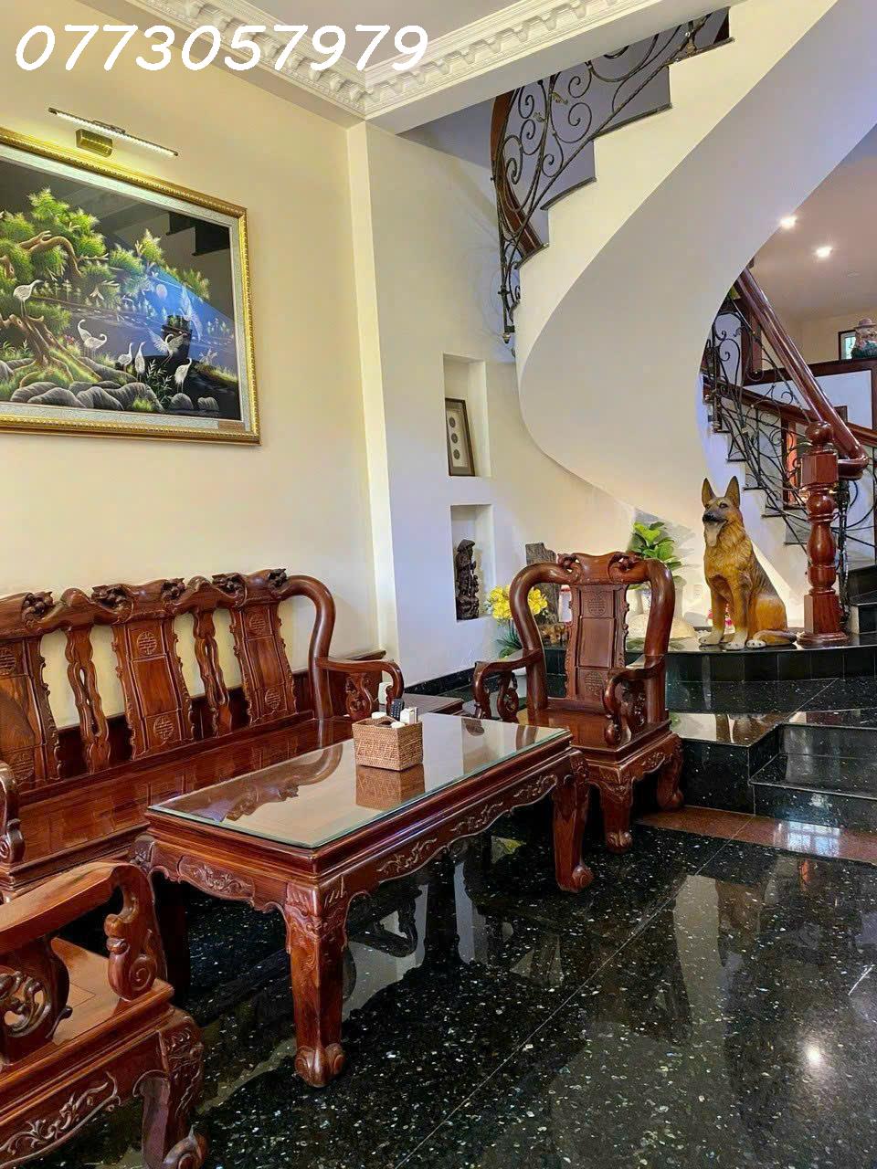 BÁN BIỆT THỰ 284/4 NGUYỄN TRỌNG TUYỂN, P.10, PHÚ NHUẬN - Ảnh 2