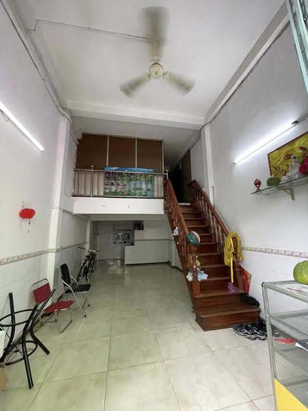 Quận 10 ! MB ĐẸP LẮM ! CHO THUÊ MB KHU CHỢ GIÁ RẺ CHỈ 6,5 tr ! MT HẺM 1/ GẦN MT ĐƯỜNG LÊ HỒNG - Ảnh 1