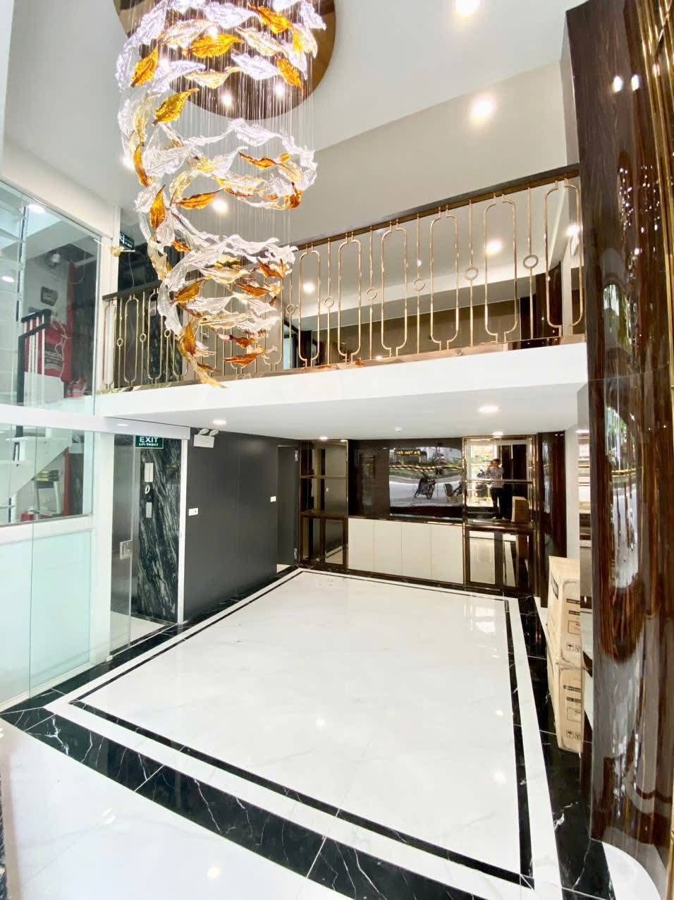 PHÂN KHÚC HIẾM- Mặt Phố Phạm Văn Đồng 32m2/ 9Tầng Thang máy, MT 6m chỉ 19.8 Tỷ - Ảnh 1