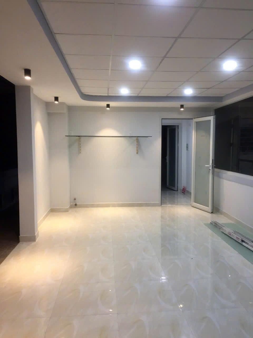 GÓC 2 MẶT TIỀN – 4 TẦNG – THU NHẬP 25TR/THÁNG – NGAY NGÃ 4 NGUYỄN TRÃI Q5. LH:0988954579 - Ảnh 3