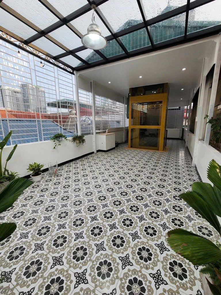SIÊU HIẾM - NHÀ NGÔ GIA TỰ - 76M2 KINH DOANH - MẶT TIỀN THOÁNG - GIÁ HƠN 9 TỶ - Ảnh chính