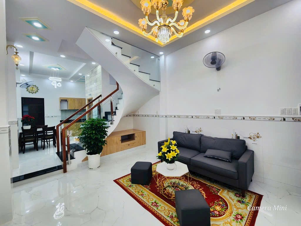 NHÀ MỚI ĐẸP P16 GV - HẺM XE TẢI - 2 MT HẺM THÔNG THOÁNG - KHU NHÀ CAO TẦNG - 56M² - 2 TẦNG HƠN 5 TỶ - Ảnh 1
