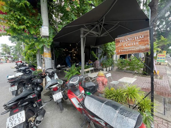 Bình Thạnh  ! NHANH CÒN ! QUÁN CAFE GÓC 2 MT ĐẸP LẮM ! DTSD 6m x 14m , Lề Đường góc rộng, - Ảnh 1