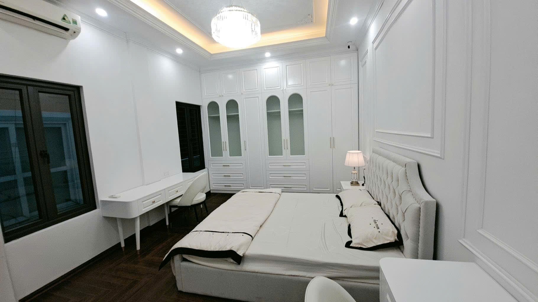 Siêu phẩm Ba Đình, gần hồ, lô góc 2 thoáng, tặng full nội thất tân cổ điển - Ảnh 4